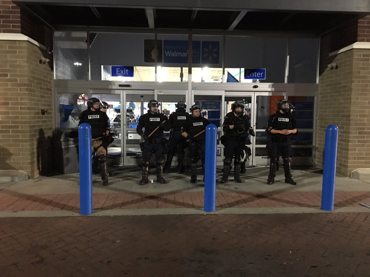 Полиция часы работы. Полицейская 12. Полиция пространства и времени. 12 Полицию Varlay. Police am проверка.