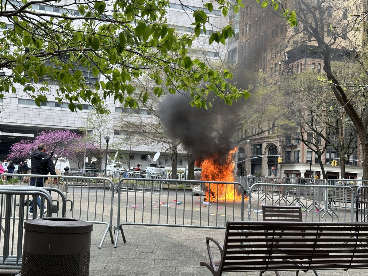 A person just self-immolated outside Manhattan court, where Trump trial underway. Police slow to respond in part because of barricades around park