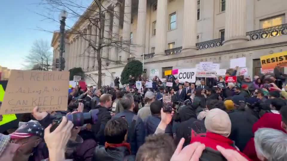 Chants of Hey Hey Ho Ho Elon Musk has got to go outside Treasury.   I'd estimate a few hundred people, plus maybe two dozen Dem lawmakers, are here