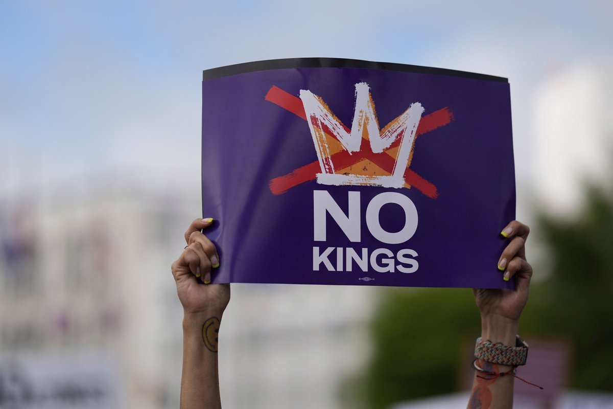 Protesters crowd into parks and plazas at anti-Trump ‘No Kings’ demonstrations across the country, including here in the Heartland.