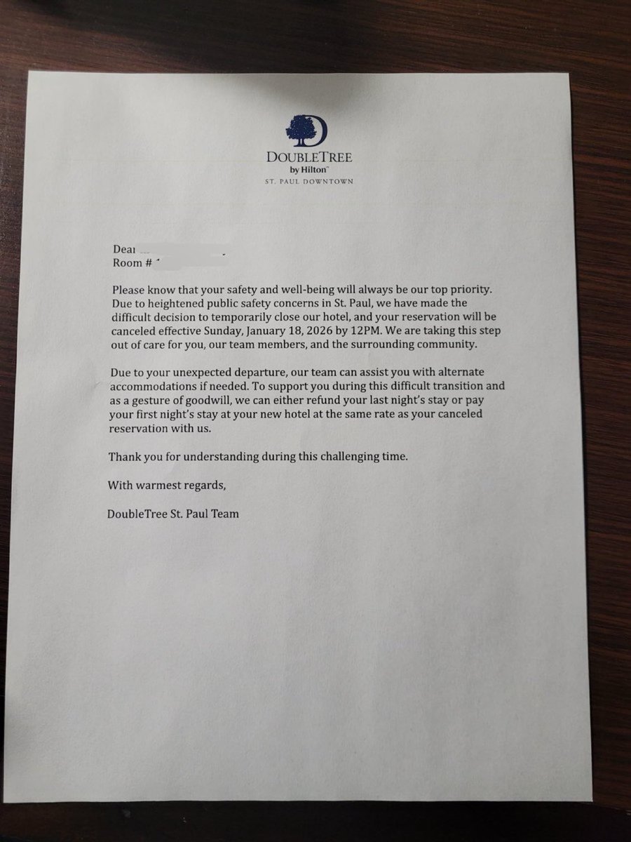 Minneapolis / Minnesota Per information obtained by @BillMelugin_ and @AliBradleyTV some hotels in the Downtown Minneapolis area that were housing federal agents are temporarily closing today due to repeated